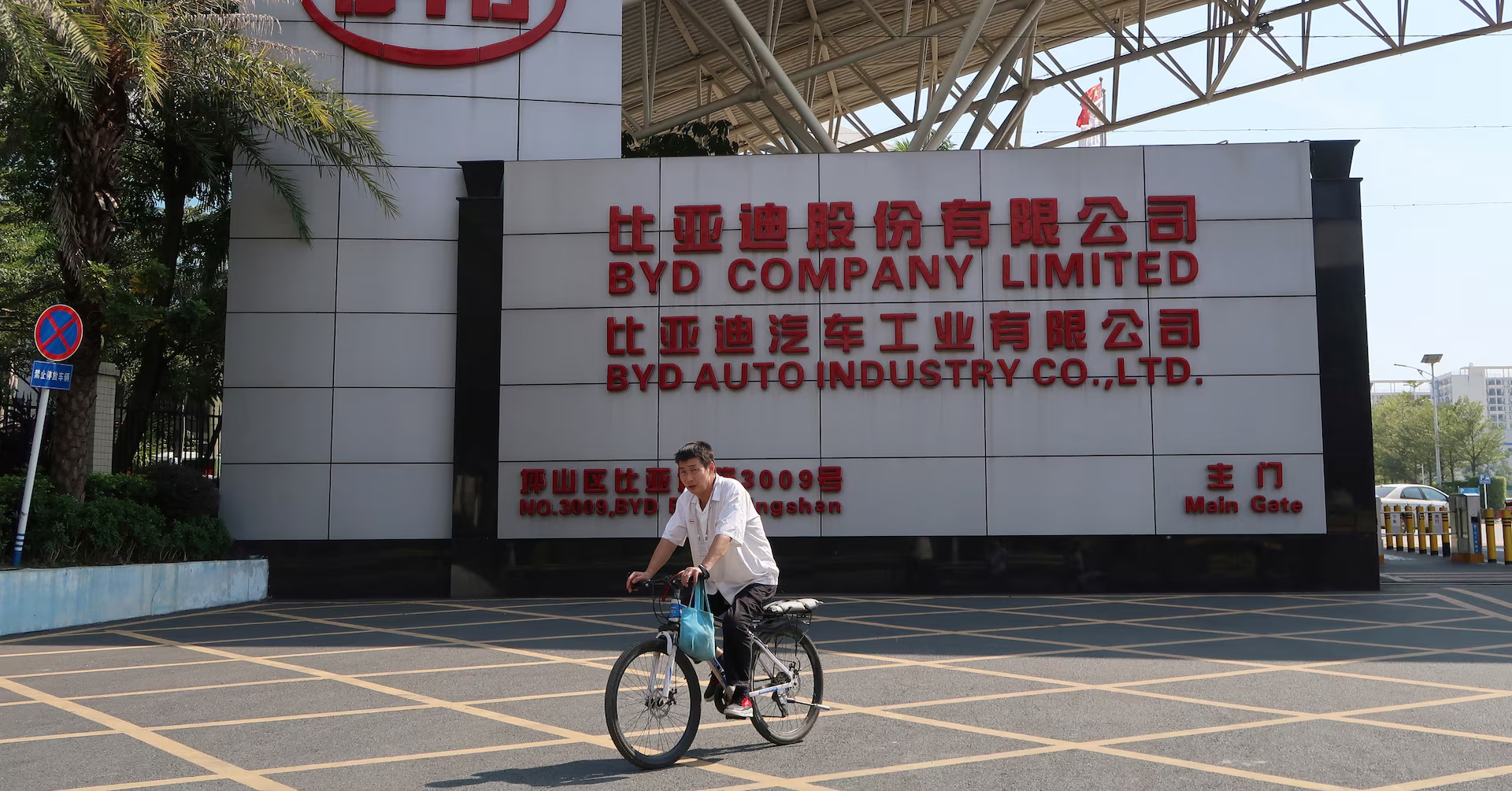 BYD, fournisseur majeur de batteries pour l’électronique grand public en Chine, collaborant avec Nokia et Motorola