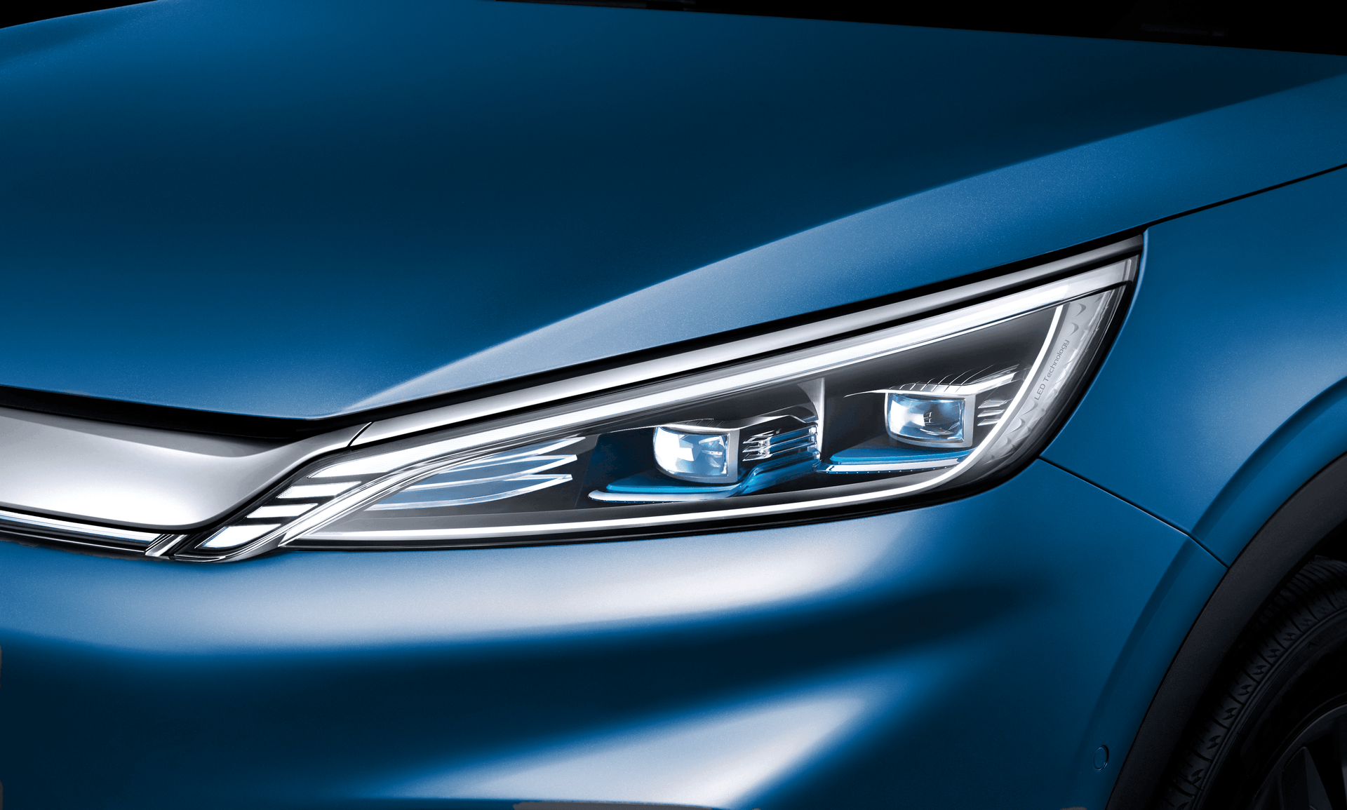 Phares Full LED du BYD Atto 3