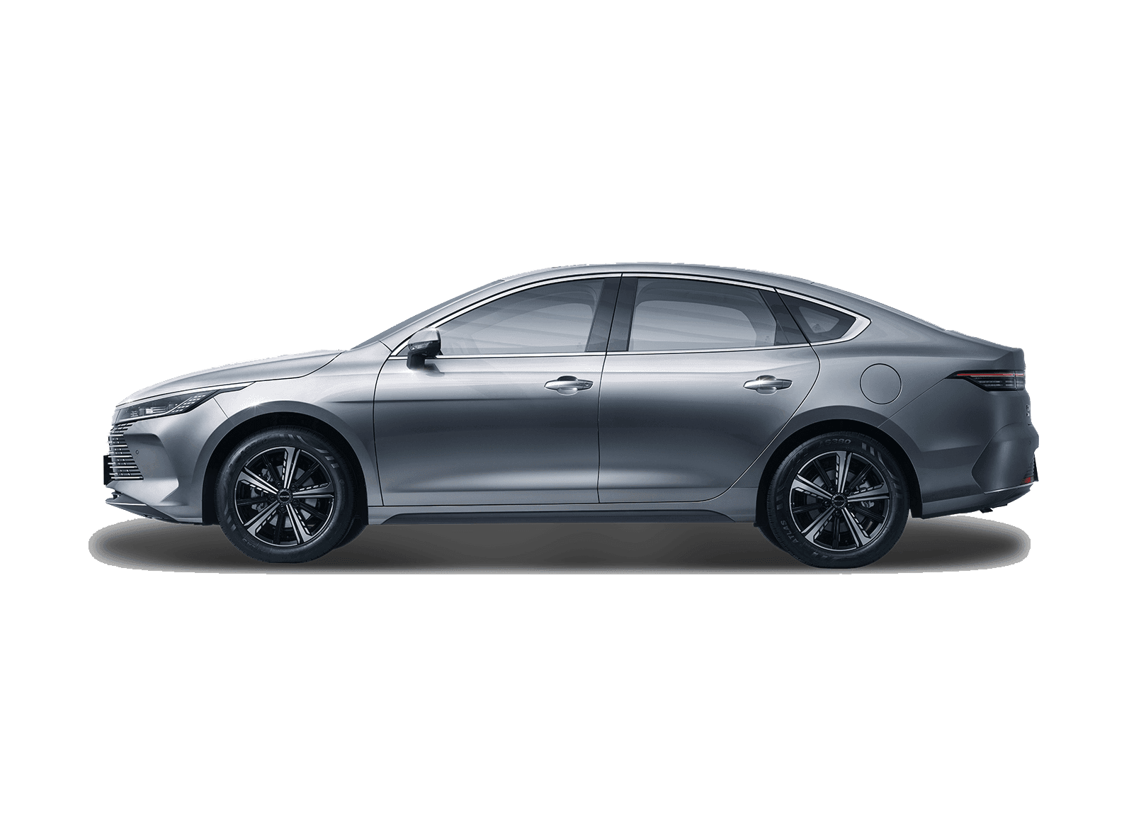 Vue latérale du BYD Qin Plus DM‑i gris, berline hybride rechargeable avec grande autonomie et confort