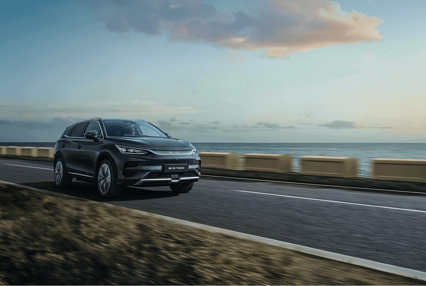 byd-tang-suv-electrique SUV électrique BYD Tang – design moderne et élégant